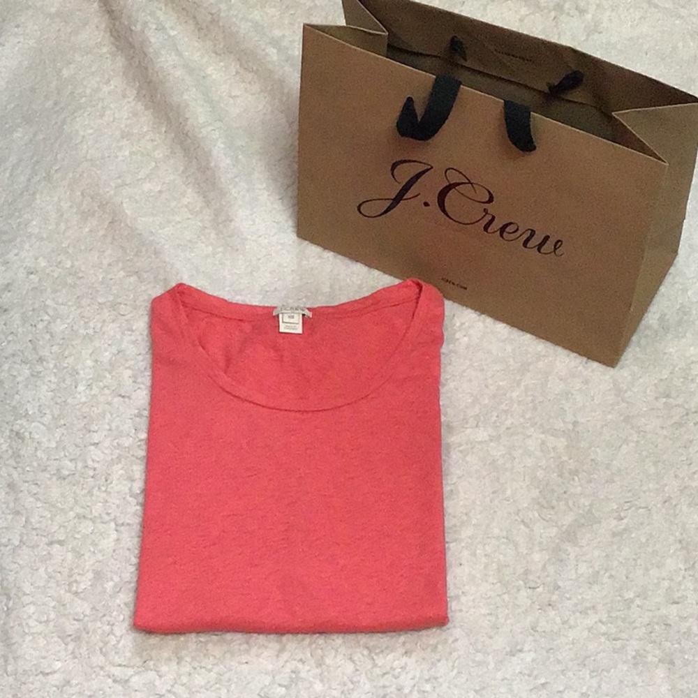 J. Crew 🌴 Burnout t-shirt, host pick